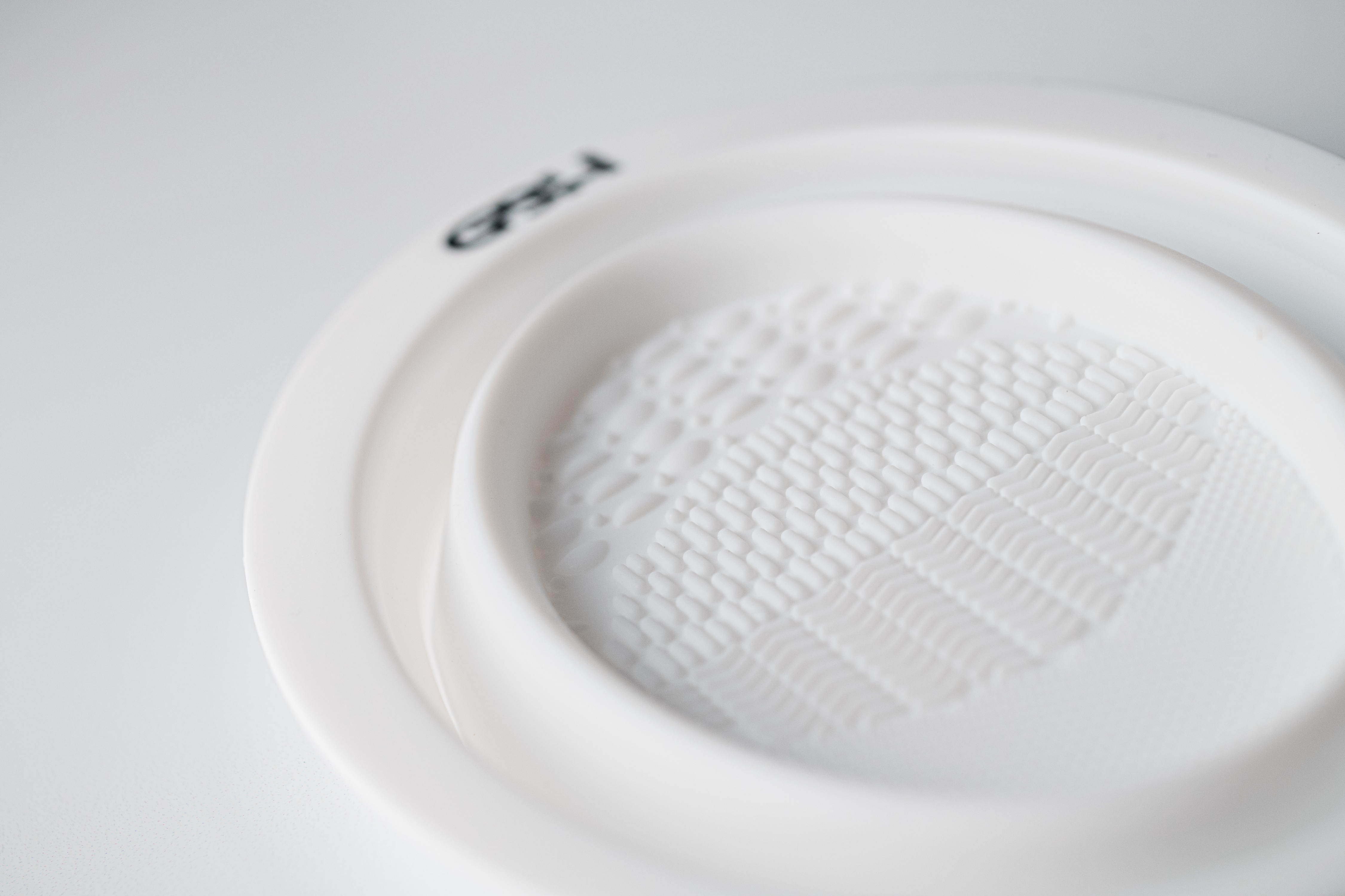 Bol de nettoyage des brosses