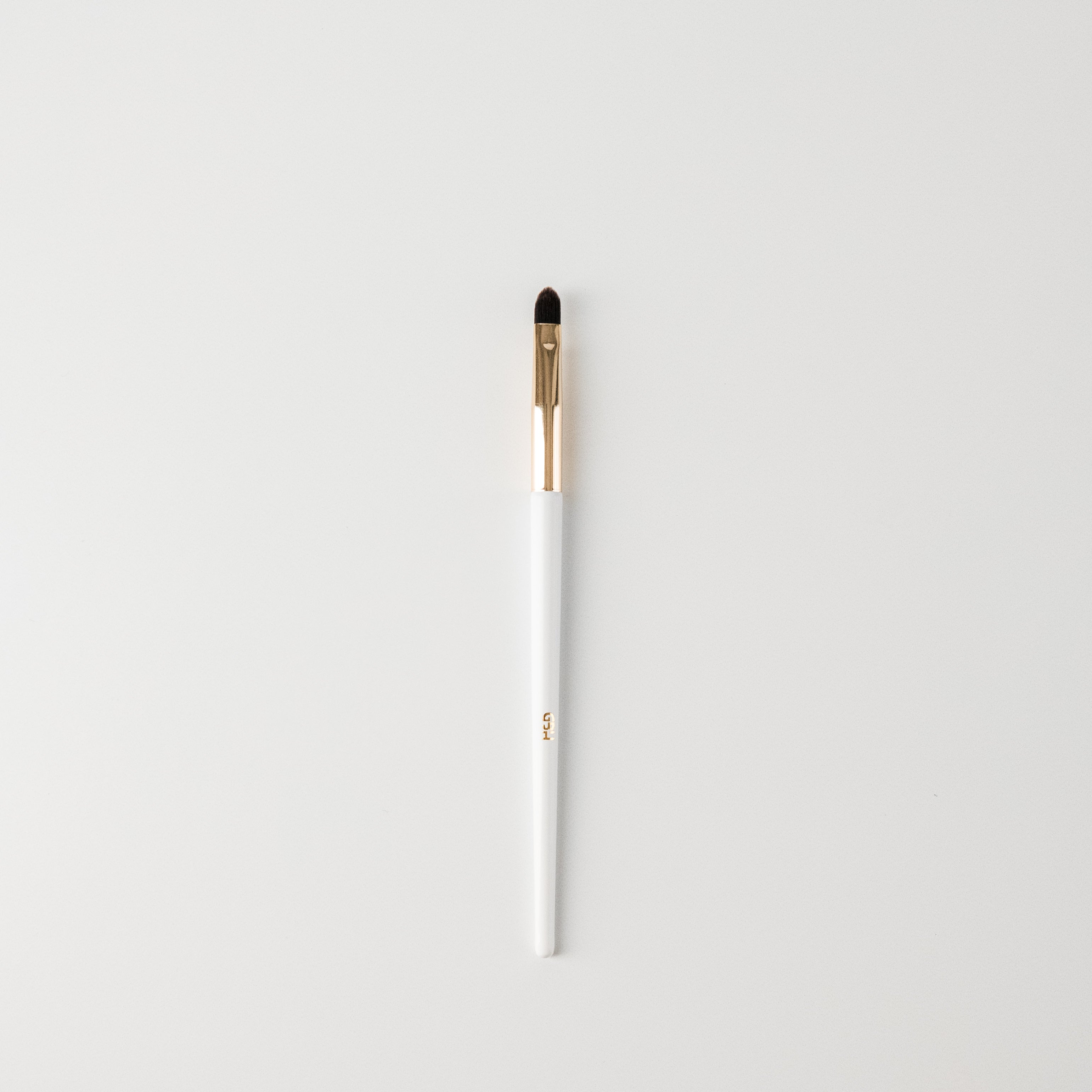 Lip Brush (L1)