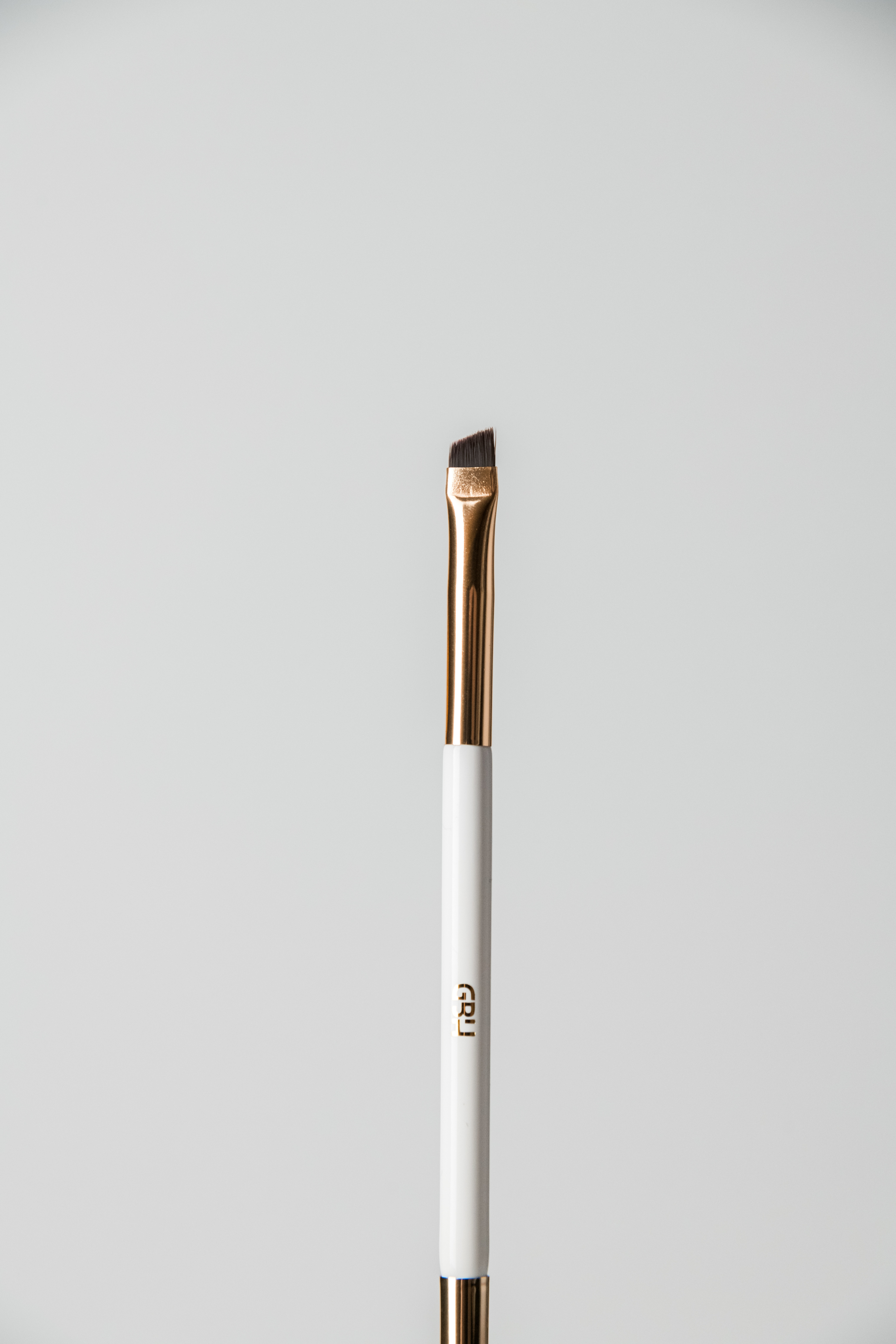 Eyebrow Brush (B1)