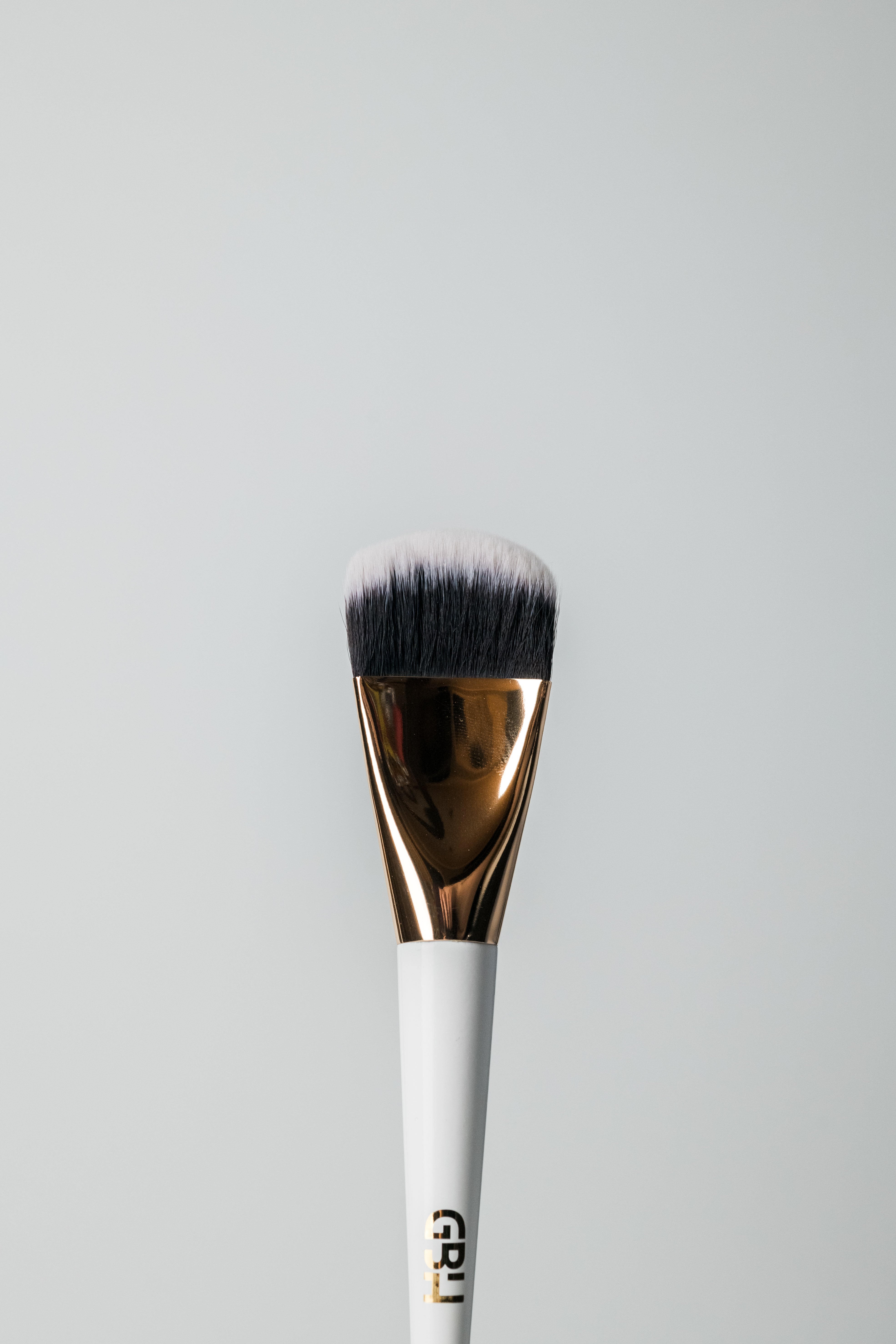 Crescent Contour Brush (F5)