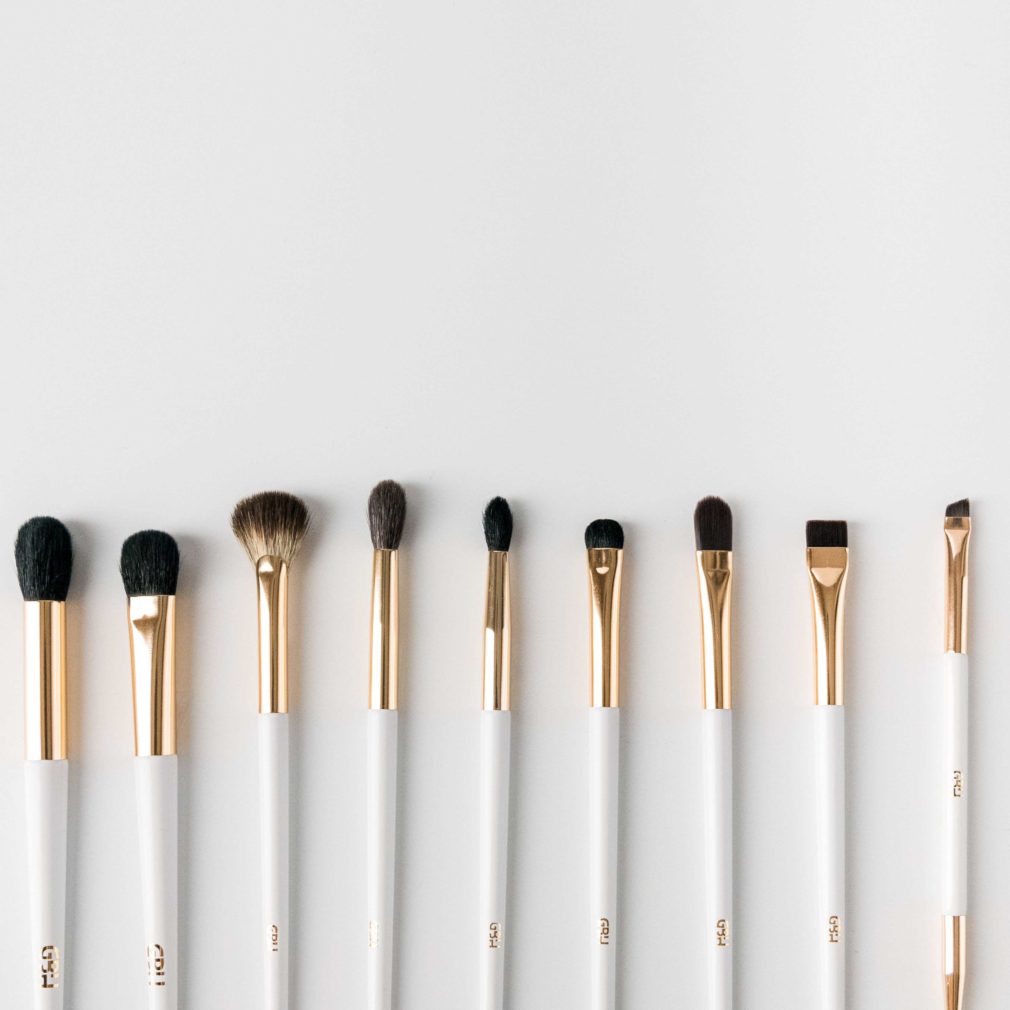 Ensemble de pinceaux tout sur les yeux